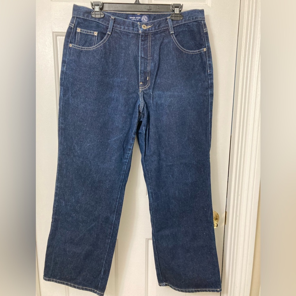 NWOT Venezia Dark Blue Relaxed Jeans
